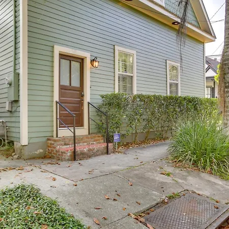 Cozy New Orleans Getaway Near Magazine Street!-2
