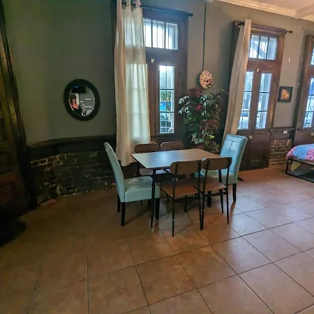 Maison Des Lunes-2