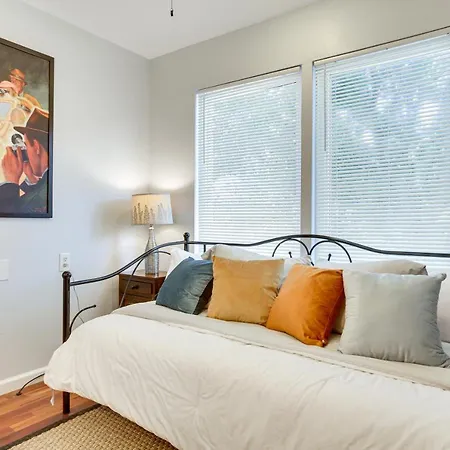 Walk To Parks And Restaurants New Orleans Duplex!-3