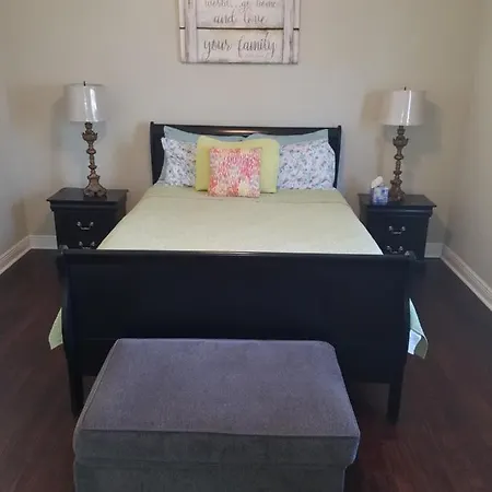 Troy'S Place-3