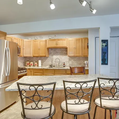 7 Mi To French Quarter Nola Abode With Home Theater-2