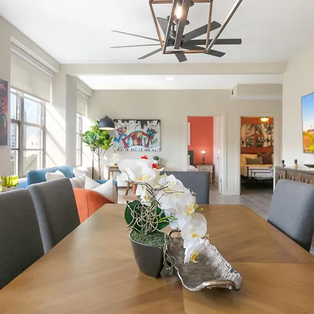 Lively 4Br Condo Steps To French Quarter-3