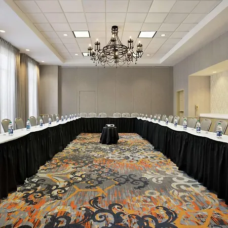 Hilton Garden Inn New Orleans Convention Center-2