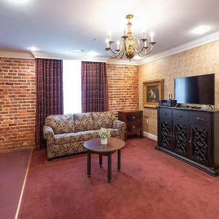 Quarter House Suites-2