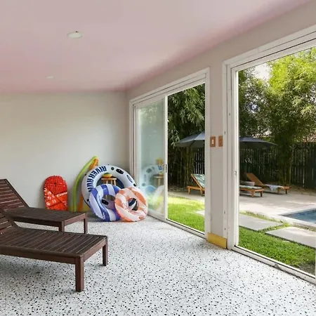 Gorgeous Backyard Pool 2Bd Midcity Retreat-2