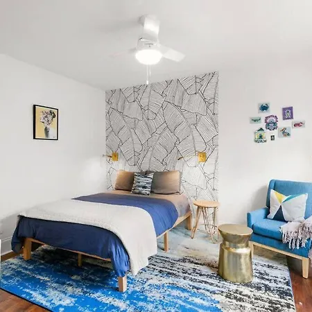 Garden District Studio Apartment - Gated Parking-3