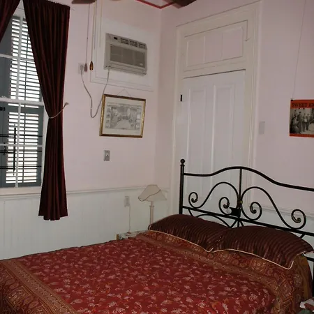 The Burgundy Bed And Breakfast-2