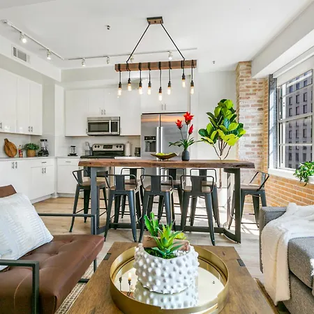 Spacious 4Br Condo In New Orleans-2