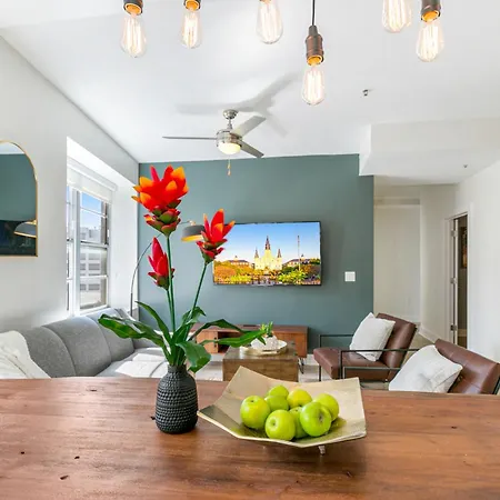 Spacious 4Br Condo In New Orleans-3