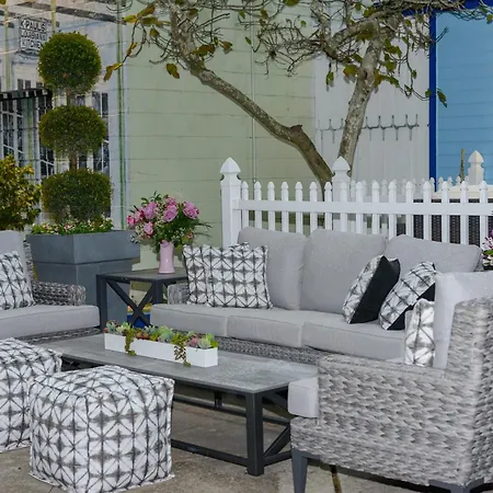 5 Bedroom - Sleeps 8! Steps From Bourbon Street!-2