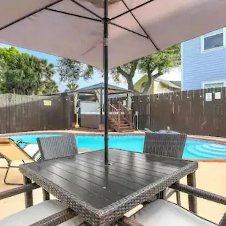 Lux Brand New! Beautiful House W/ Pool & Hot Tub-3