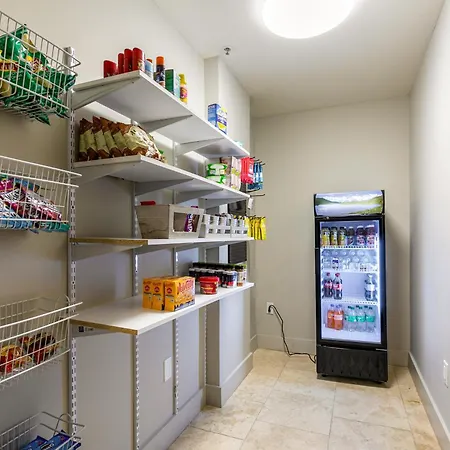 New Renovated Condo In The Heart Of Nola-2