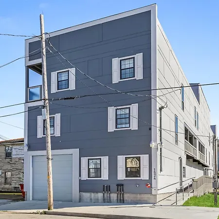 Stunning Condos Near French Quarter-3