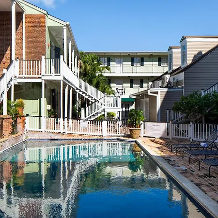 New Orleans Courtyard Hotel By The French Quarter-2
