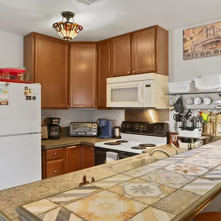 Unique 3Bd 'Urban Cabin' Close To French Quarter-3