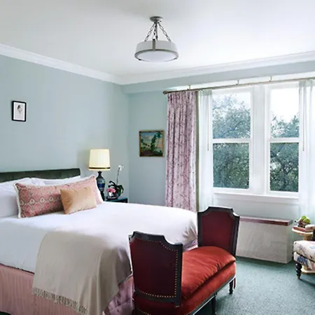 The Pontchartrain Hotel-2
