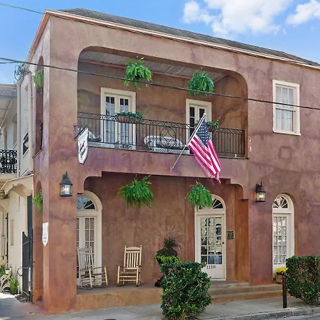 New Orleans Guest House-3