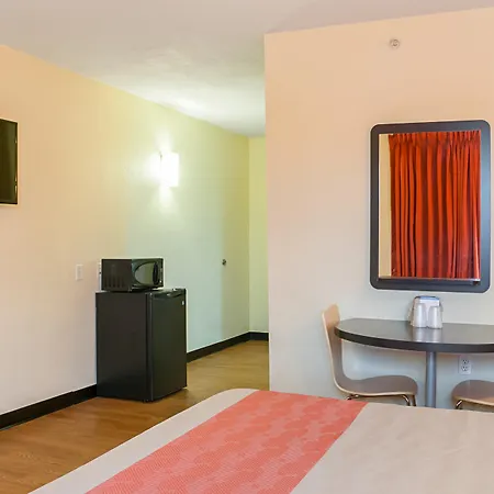 Motel 6-New Orleans, La - Near Downtown-2