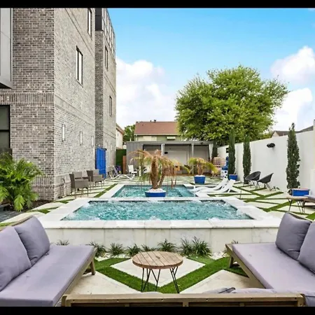 Luxury Villa With Private Rooftop-2