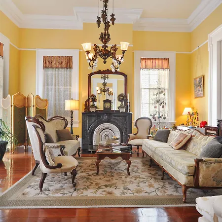 Ashton'S Bed And Breakfast-2