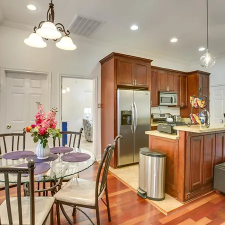 5 Mi To Bourbon St: Nola Home W/ Fenced Yard!-2