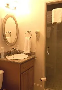 St. Philip French Quarter Apts-3