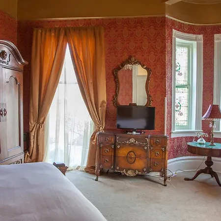 Cornstalk Hotel-2