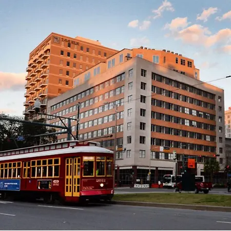 2Br Spacious Condos Downtown New Orleans-2