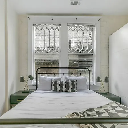 Chic 2Br In Arts/Warehouse District By Sonder-2