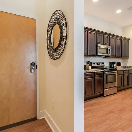 Posh 1Br In Arts/Warehouse District By Sonder-3
