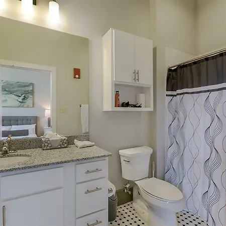 Stunning 2Br In Irish Channel By Sonder-3