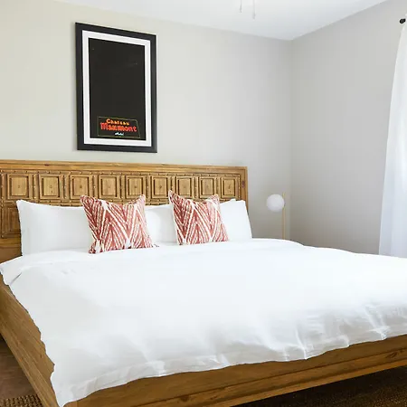 Sleek 1Br In The Bywater By Sonder-3