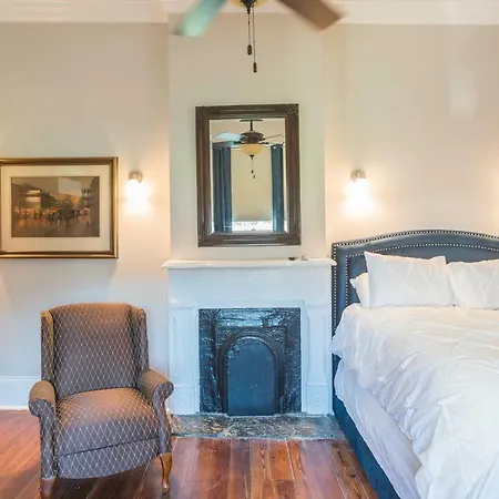 Crescent City Cottage-3