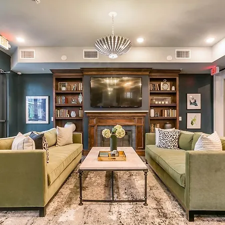 Pelicanstay At Nola Mid City-2