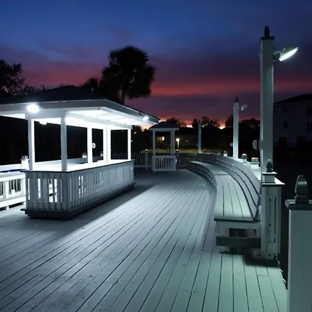 Villa W/ Waterfront Deck: 23 Mi To Bourbon Street!-2