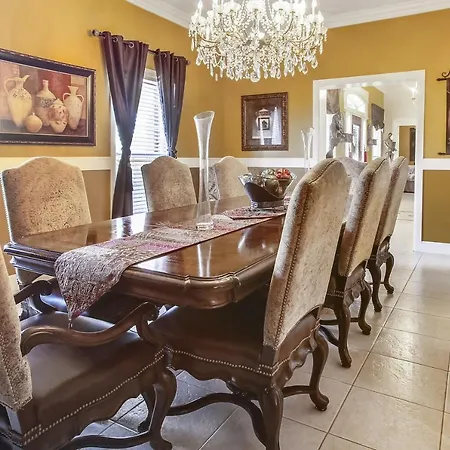 Lovely Home Only 15Mins From Downtown Nola-2