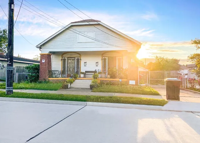 Historic 2Bd Bywater Home Walking Distance From Mississippi River