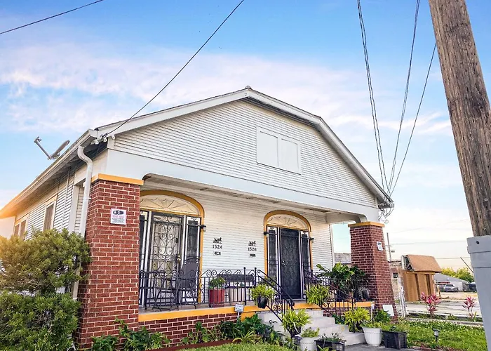 Historic 2Bd Bywater Home Walking Distance From Mississippi River