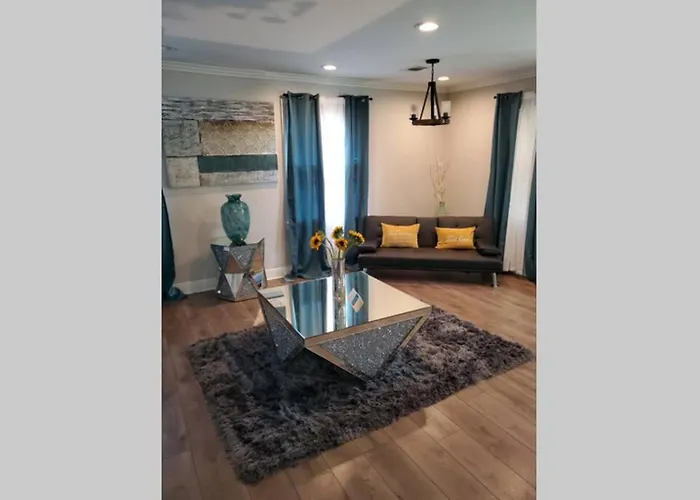 Haustierfreundliches Villa 10 Mins From Downtown New Orleans *A Must See *