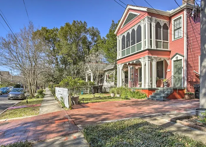 2 Mi To French Quarter Nola Getaway With Porch!