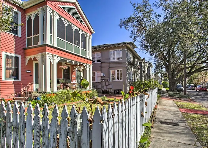 2 Mi To French Quarter Nola Getaway With Porch!