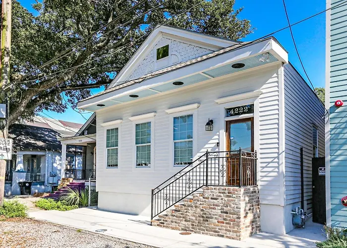 Lux Brand New! Beautiful House W/ Pool & Hot Tub