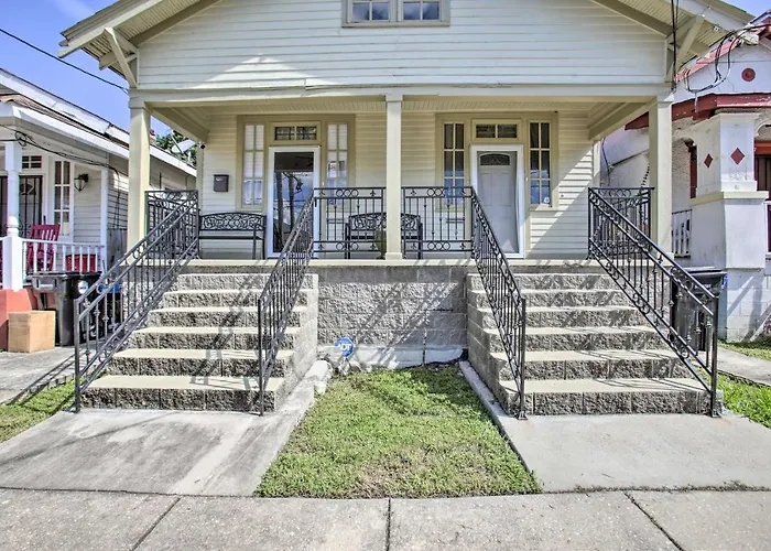 Uptown Nola Abode, 4 Miles To The French Quarter!