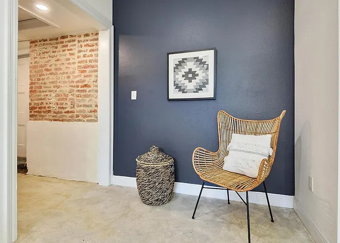 New Orleans 3Bd Rental / 6 Guests / Phenomenal Location