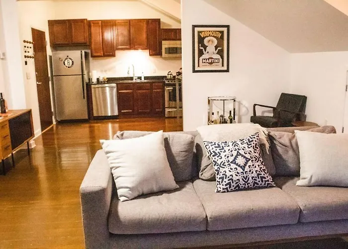 Condo Loft In Historic Building W/ Courtyard Pool La Nouvelle-Orléans acceptant les animaux