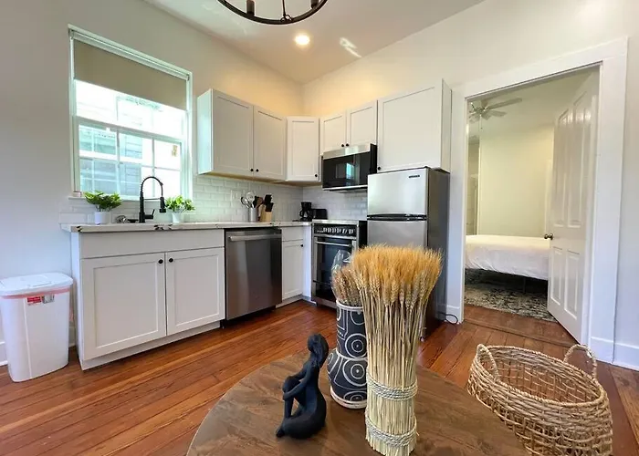 Lovely 3 Bedroom Home / Modern -15 Min Fq New Orleans
