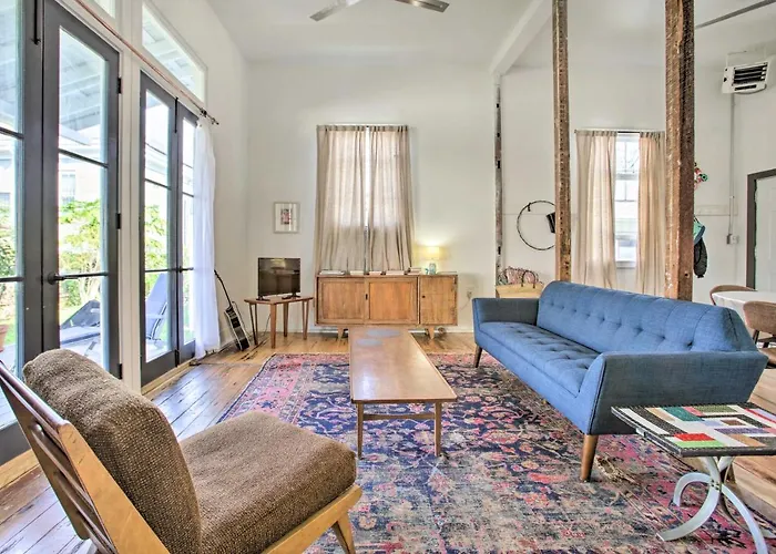 Half-Mi To French Quarter Rustic Nola Home