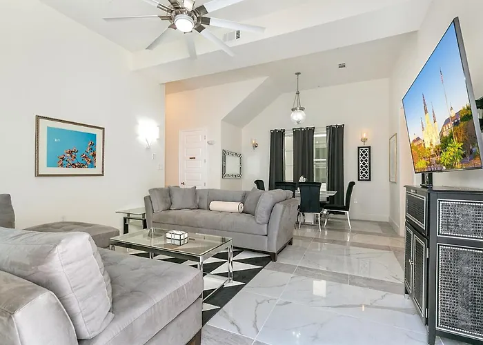 Stunning Condos Near French Quarter
