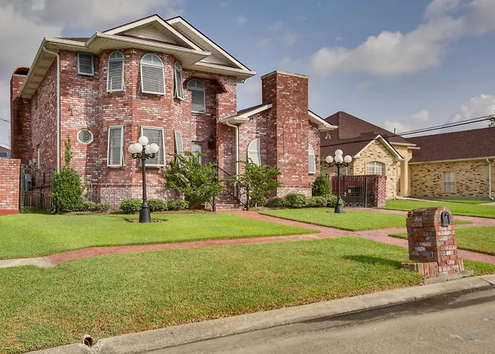 4 Mi To Bourbon St: Spacious Retreat W/ Wet Bar! New Orleans che accetta animali