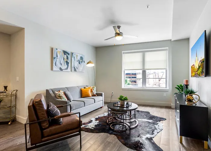 Peaceful Condo Walking Distance To Bourbon Street